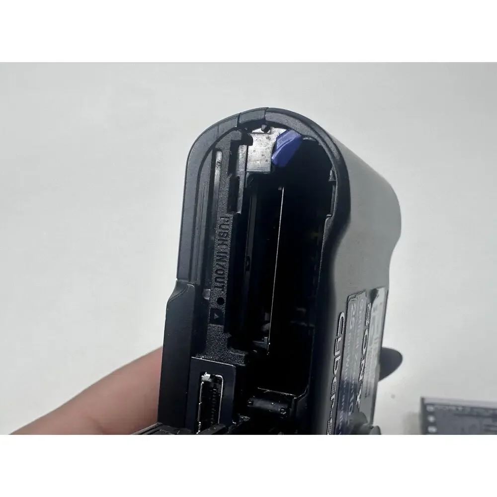 Sony Cyber-shot DSC-H55 Digital Camera 10x Zoom Black Charger Battery Bag Tested